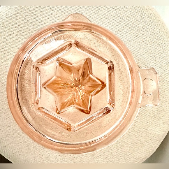 Pink Depression Glass Juicer - Picture 4 of 9